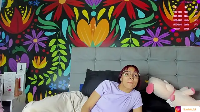 Scarlet Red  online show from 11-22-25, 12:15