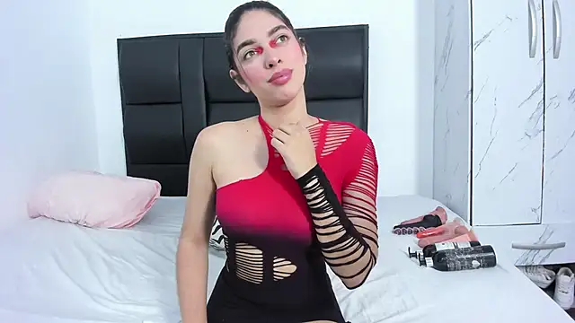 IsabellaTayllor online show from 11-26-25, 10:21