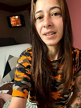 Snapshot of SOFIASWEETSECRETT chatting on 05-03-26, 03:11 SOFIASWEETSECRETT online show from 05-03-26, 03:11