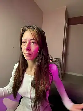 Snapshot of SOFIASWEETSECRETT chatting on 05-08-26, 03:54 SOFIASWEETSECRETT online show from 05-08-26, 03:54