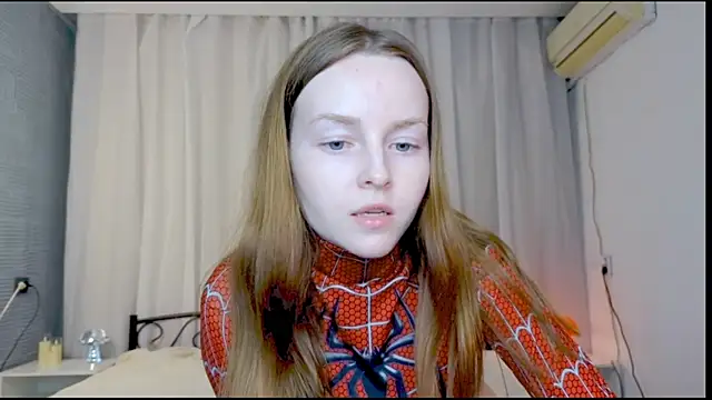 Snapshot of Wild__flowers chatting on 09-19-25, 04:55 Wild flowers online show from 09-19-25, 04:55