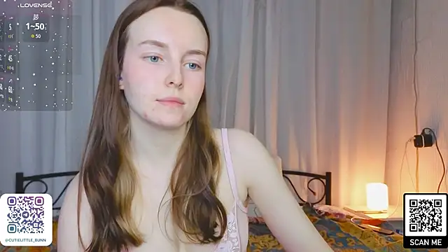 Snapshot of Wild__flowers chatting on 07-18-26, 10:18 Wild flowers online show from 07-18-26, 10:18