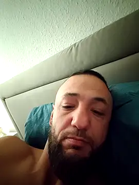 Reeeks69 online show from 04-06-26, 06:03