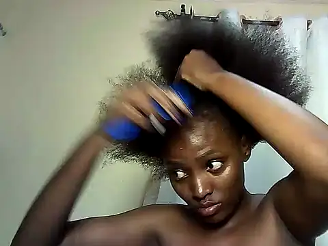 Snapshot of nanaswee chatting on 07-15-26, 04:25 nanaswee online show from 07-15-26, 04:25