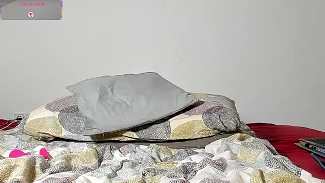 laurasommer online show from 10-30-25, 09:11