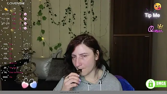 Snapshot of Muse_kitty_jenia chatting on 04-19-26, 06:10 Muse kitty jenia online show from 04-19-26, 06:10