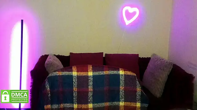 Muse kitty jenia online show from 11-21-25, 06:29