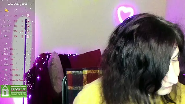 Muse kitty jenia online show from 01-10-26, 06:25