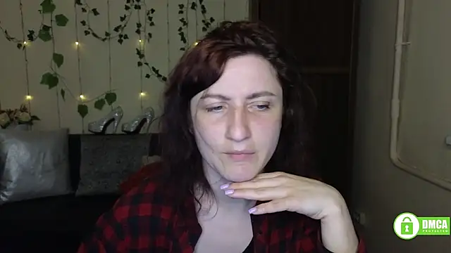 Snapshot of Muse_kitty_jenia chatting on 05-07-26, 05:27 Muse kitty jenia online show from 05-07-26, 05:27