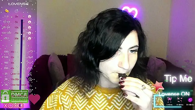 Muse kitty jenia online show from 11-18-25, 06:22