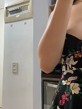 juanasnz99 online show from 02-10-25, 03:57
