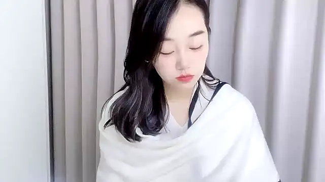 cloud8822 online show from 11-04-25, 05:00