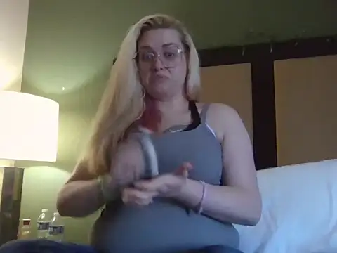 Lalalynn online show from 03-27-26, 07:15