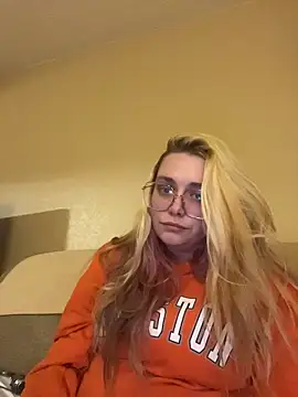 Lalalynn online show from 04-16-26, 02:23