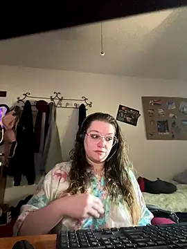 Lalalynn online show from 11-11-25, 04:46