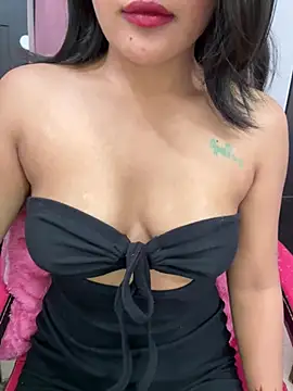 LeisyXO online show from 03-24-26, 07:25