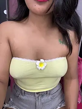 LeisyXO online show from 03-27-26, 08:21