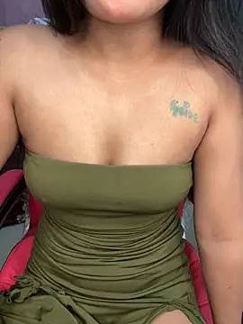 LeisyXO online show from 11-04-25, 07:06