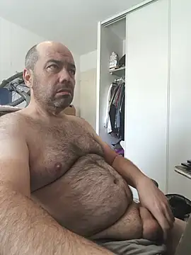 Snapshot of veryverybigdick45 chatting on 06-10-26, 10:16 veryverybigdick45 online show from 06-10-26, 10:16