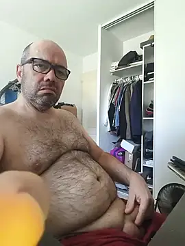 Snapshot of veryverybigdick45 chatting on 05-28-26, 10:22 veryverybigdick45 online show from 05-28-26, 10:22