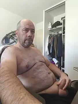 Snapshot of veryverybigdick45 chatting on 06-16-26, 10:26 veryverybigdick45 online show from 06-16-26, 10:26