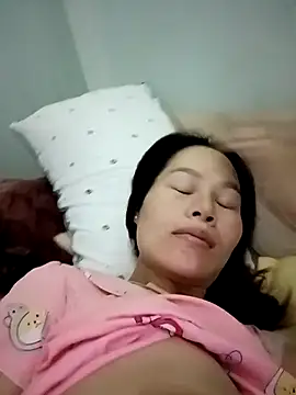Baby-ladyass20 online show from 03-18-25, 10:04