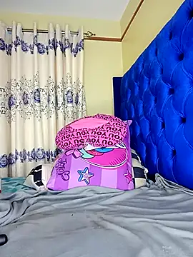 Queenshaz01 online show from 09-09-25, 11:58