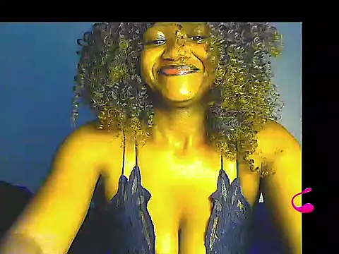 Snapshot of lilylovexx chatting on 05-12-26, 12:11 lilylovexx online show from 05-12-26, 12:11