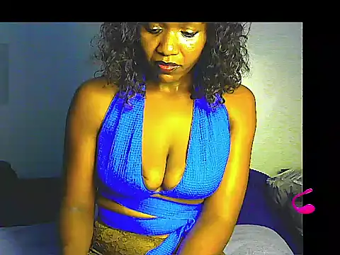 Snapshot of lilylovexx chatting on 05-25-26, 11:09 lilylovexx online show from 05-25-26, 11:09