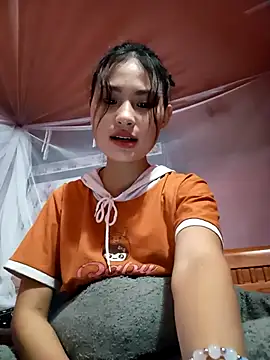 Snapshot of trieungoclnt chatting on 11-12-25, 03:21 trieungoclnt online show from 11-12-25, 03:21