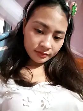 Snapshot of trieungoclnt chatting on 11-08-25, 05:33 trieungoclnt online show from 11-08-25, 05:33