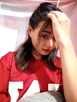 Snapshot of trieungoclnt chatting on 10-24-25, 03:16 trieungoclnt online show from 10-24-25, 03:16