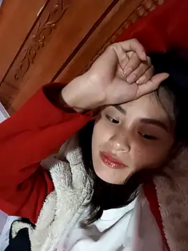 Snapshot of trieungoclnt chatting on 10-27-25, 04:35 trieungoclnt online show from 10-27-25, 04:35