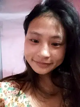 Snapshot of trieungoclnt chatting on 10-19-25, 05:37 trieungoclnt online show from 10-19-25, 05:37