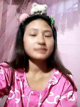 Snapshot of trieungoclnt chatting on 10-11-25, 04:30 trieungoclnt online show from 10-11-25, 04:30