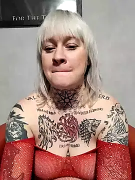 poussichienne online show from 01-19-26, 03:38