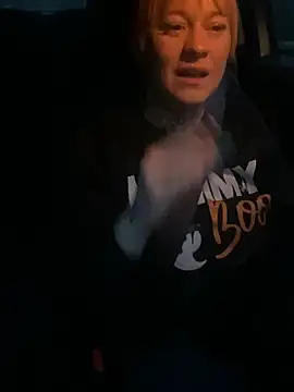 poussichienne online show from 03-25-26, 05:18