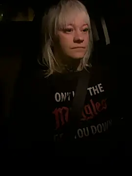 poussichienne online show from 02-21-26, 04:14