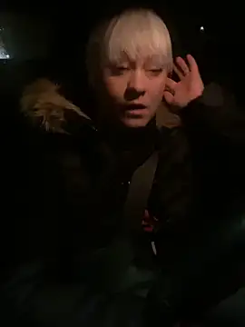 poussichienne online show from 02-19-26, 04:20