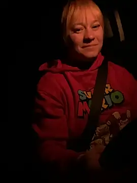 poussichienne online show from 04-15-26, 02:39