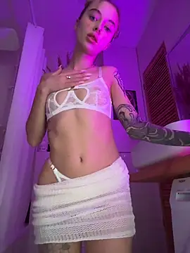 Snapshot of enjoy_my_beauty chatting on 02-25-26, 06:46 enjoy my beauty online show from 02-25-26, 06:46