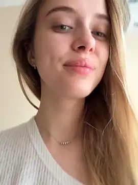 enjoy my beauty online show from 04-04-26, 06:42