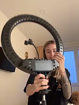 enjoy my beauty online show from 12-05-25, 06:34