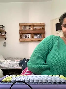 Curvydesifromgermany online show from 09-15-25, 09:43