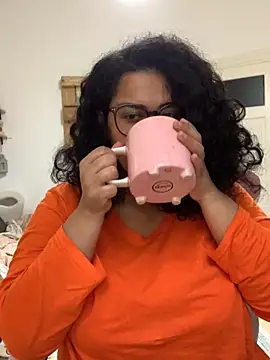 Curvydesifromgermany online show from 10-29-25, 03:00