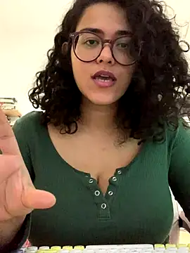 Curvydesifromgermany online show from 11-13-25, 03:27