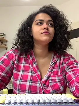 Curvydesifromgermany online show from 09-18-25, 10:40