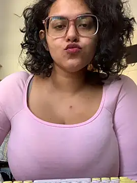 Curvydesifromgermany online show from 02-19-25, 01:39