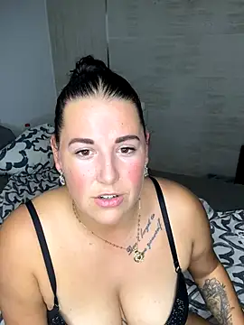 xlinastarrx online show from 10-01-25, 07:51