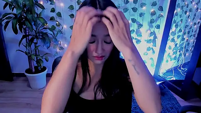 mariiana-diaz online show from 03-18-25, 01:01